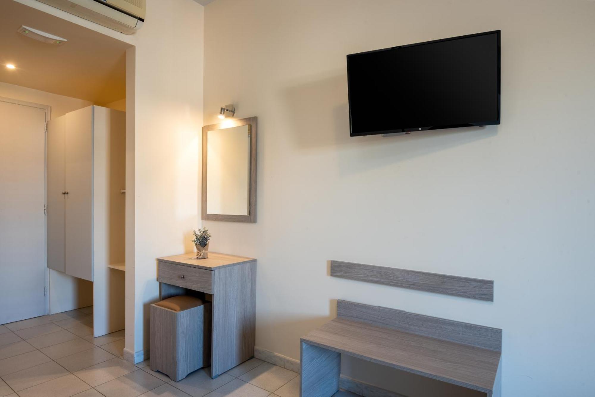 Ilyssion Holidays Hotel Ialysos  Phòng bức ảnh
